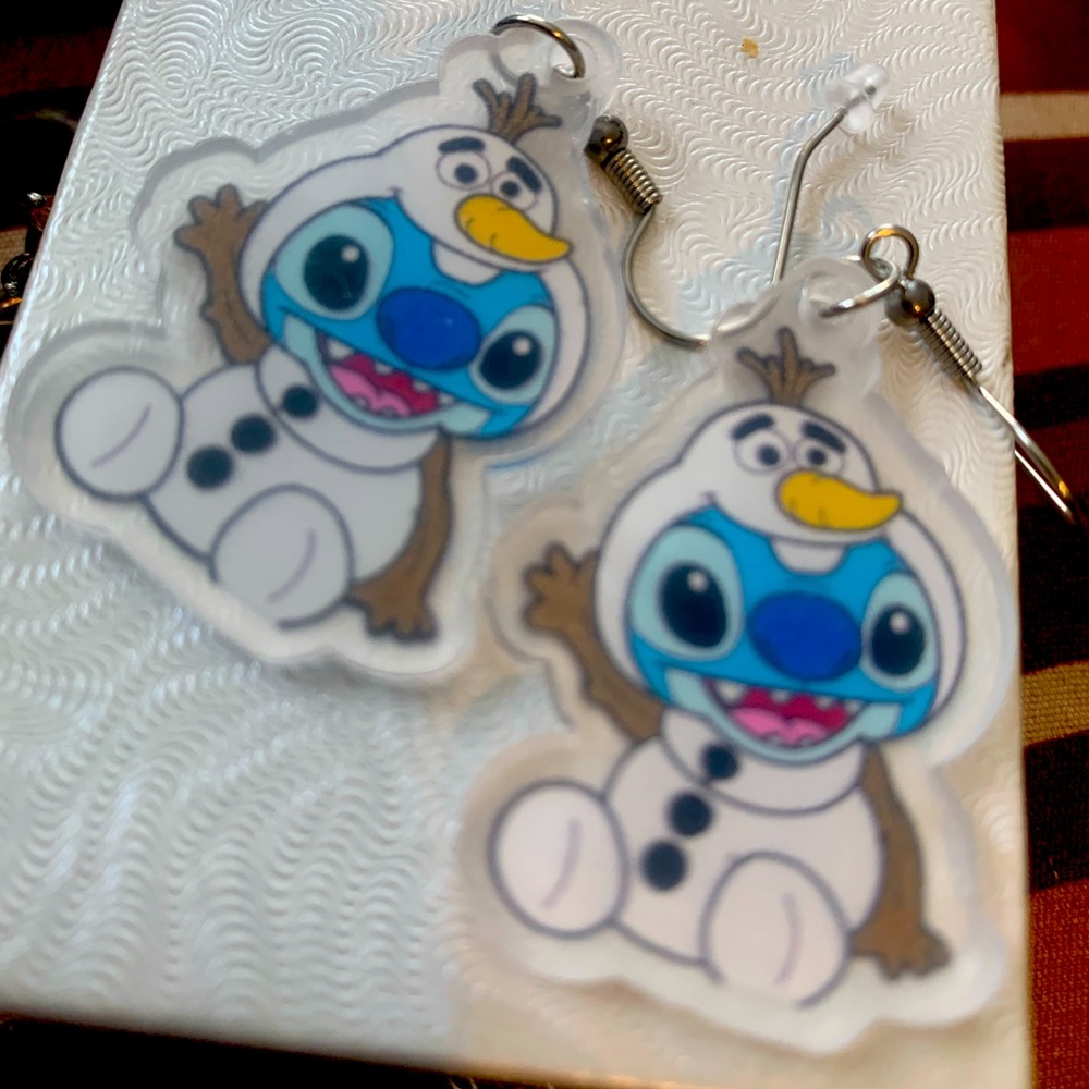 Disney Stitch as Olaf from frozen silver tone plastic earrings
